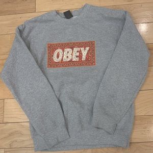 Women’s obey sweatshirt